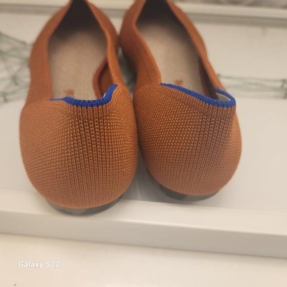Rothy's "The Point II" Burnt Orange Flats. NWT. Size 8.5 - Picture 6 of 7